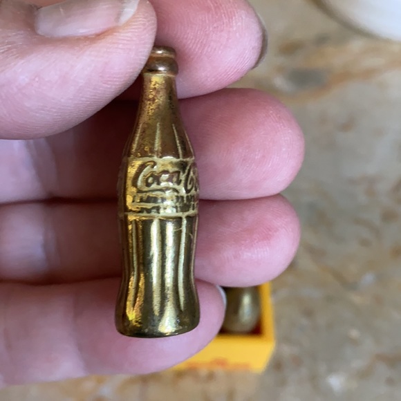 RARE COCA COLA MINIATURE BOTTLES COLLECTIBLES - Picture 12 of 17